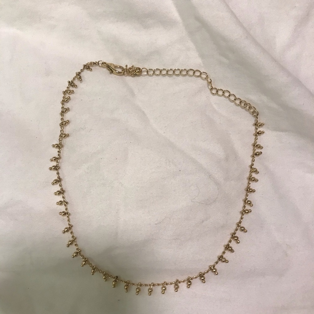 Gold chocker